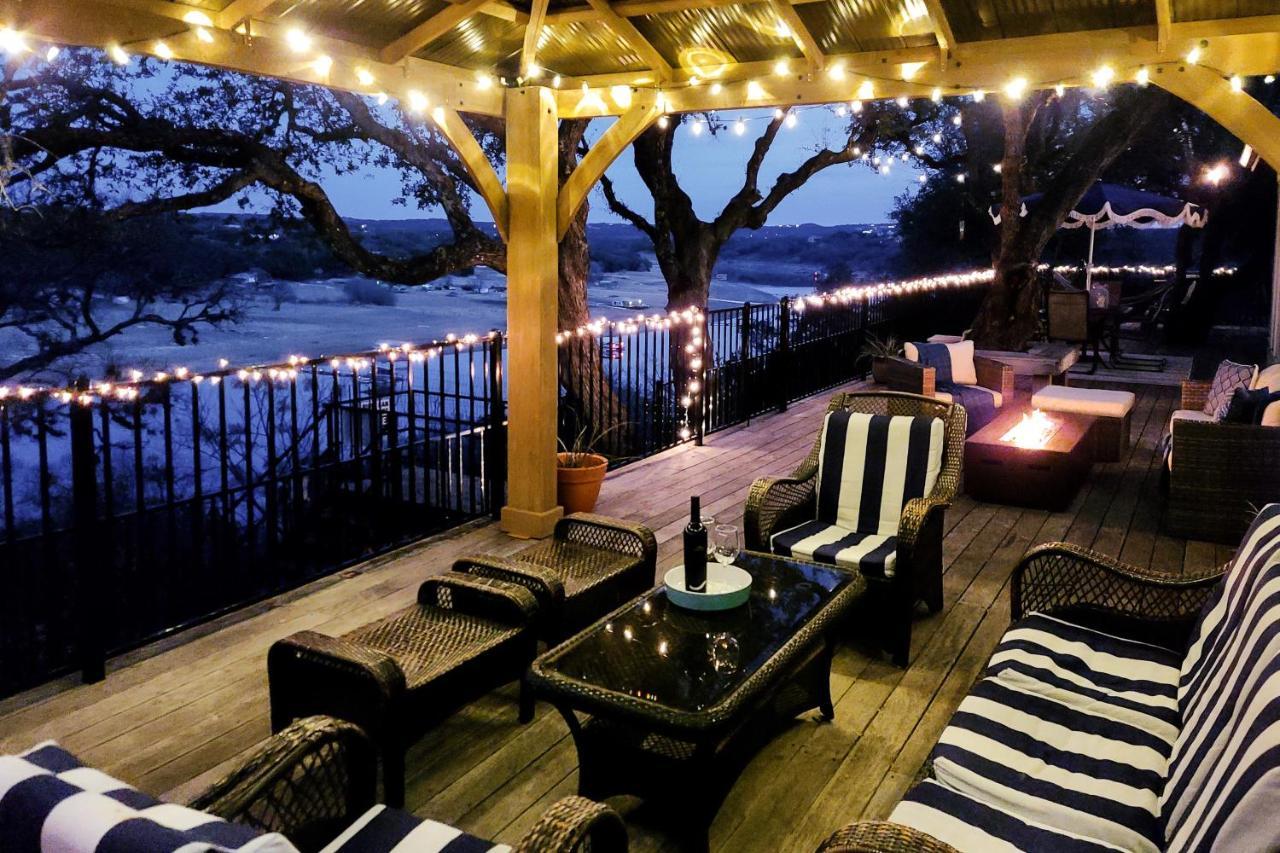 Villa Cliff Side Oasis Spicewood Esterno foto