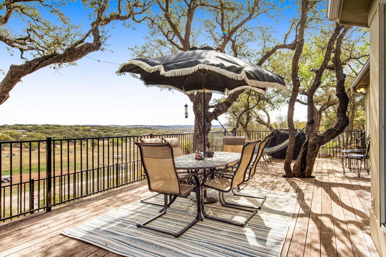 Villa Cliff Side Oasis Spicewood Esterno foto